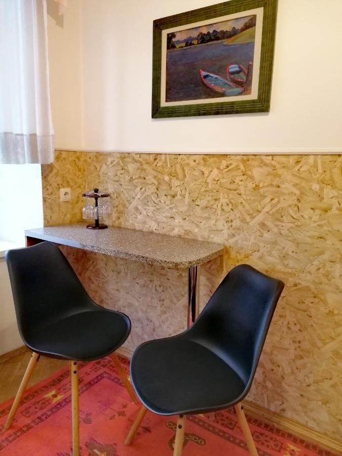 The Heart Of Lviv Apartamento Exterior foto