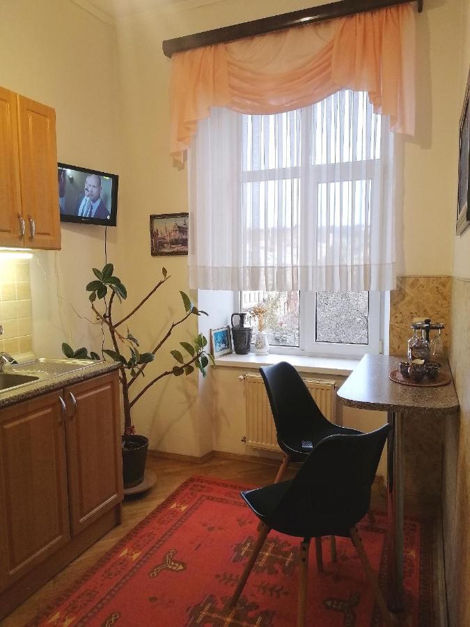 The Heart Of Lviv Apartamento Exterior foto